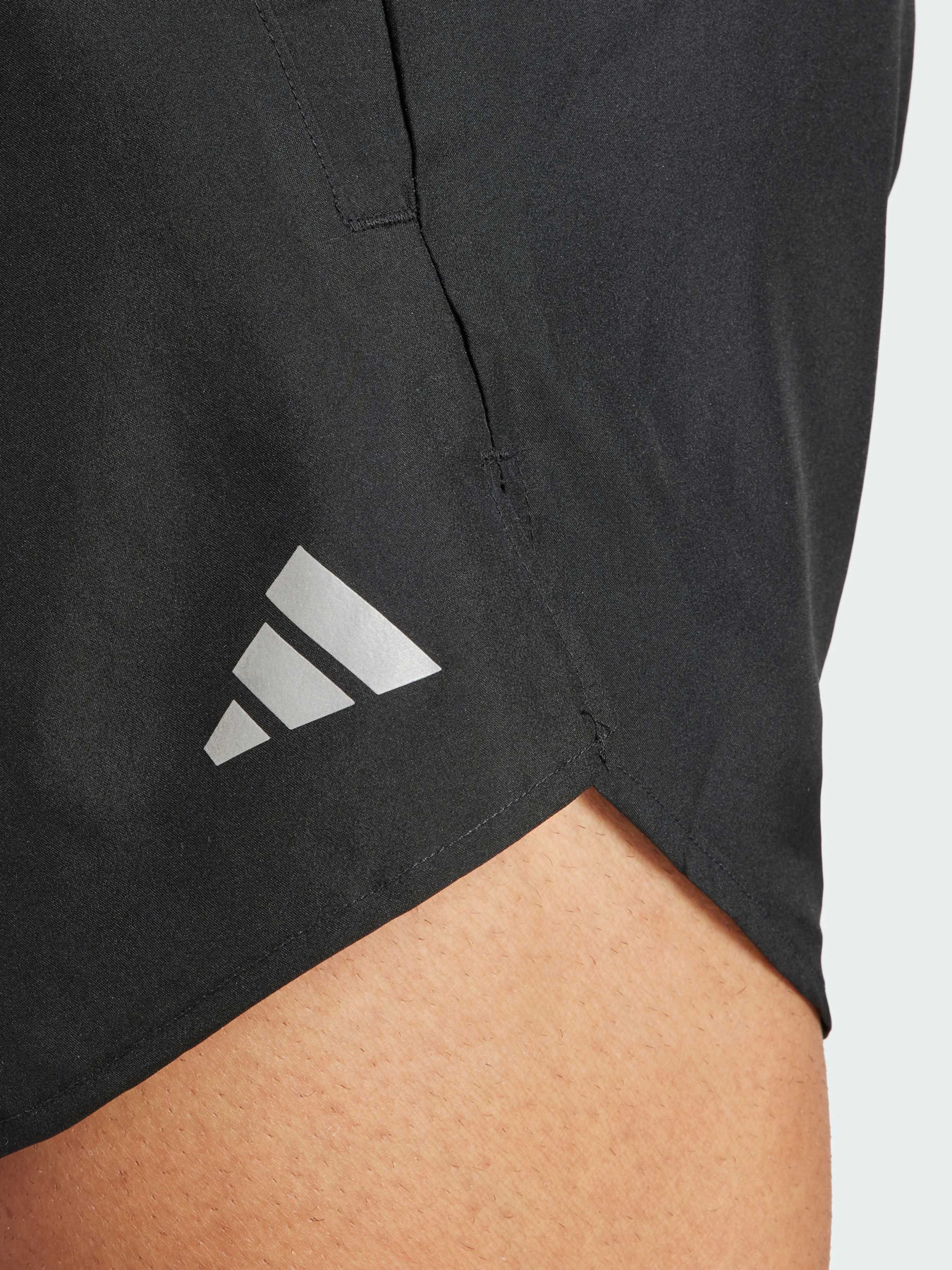 Шорты спортивные Adidas модель IL7232 Фото