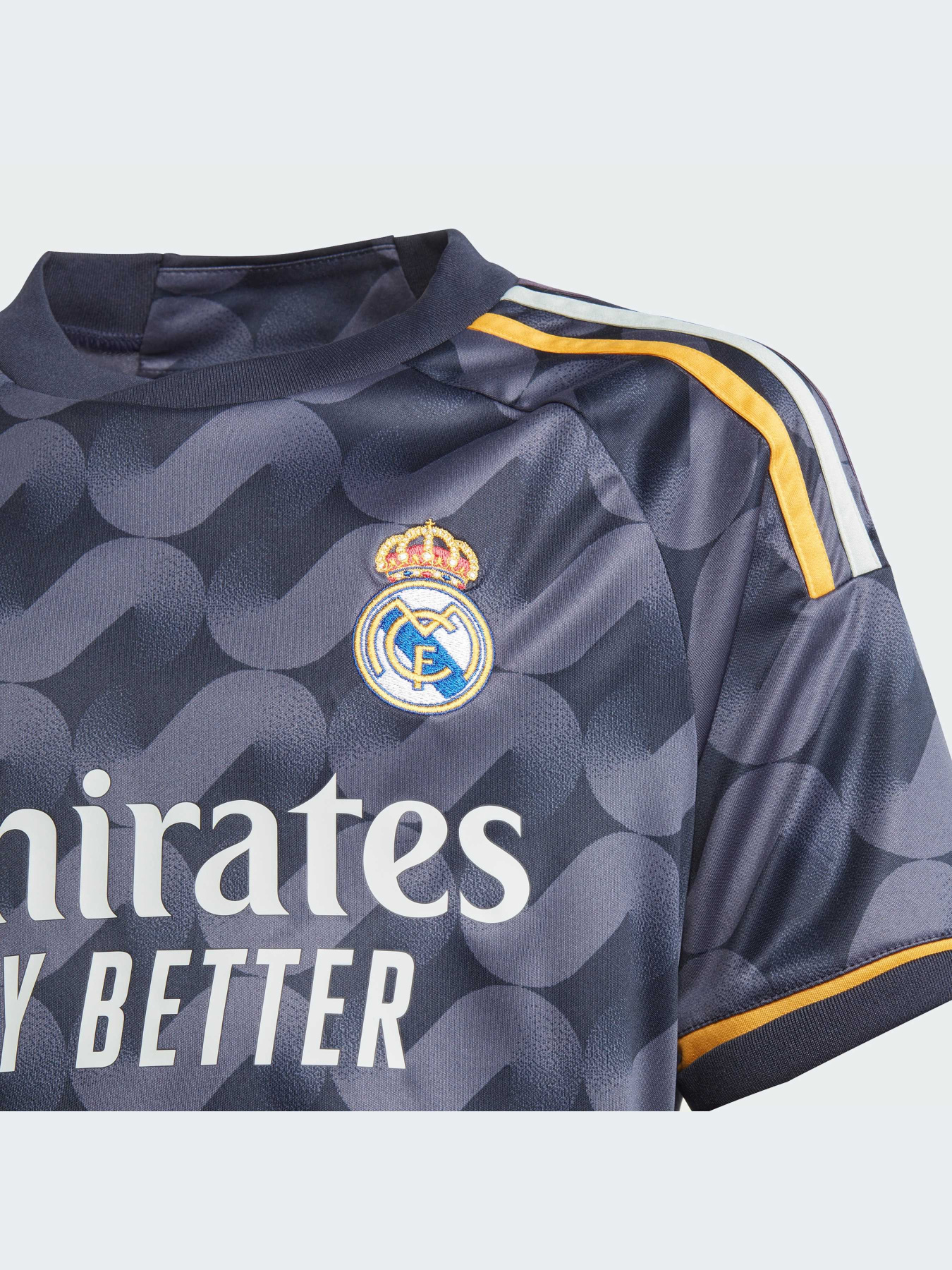 Футболка спортивная Adidas модель IB0000 Фото