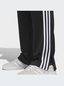 Повсякденні штани Adidas модель IJ7055 Фото