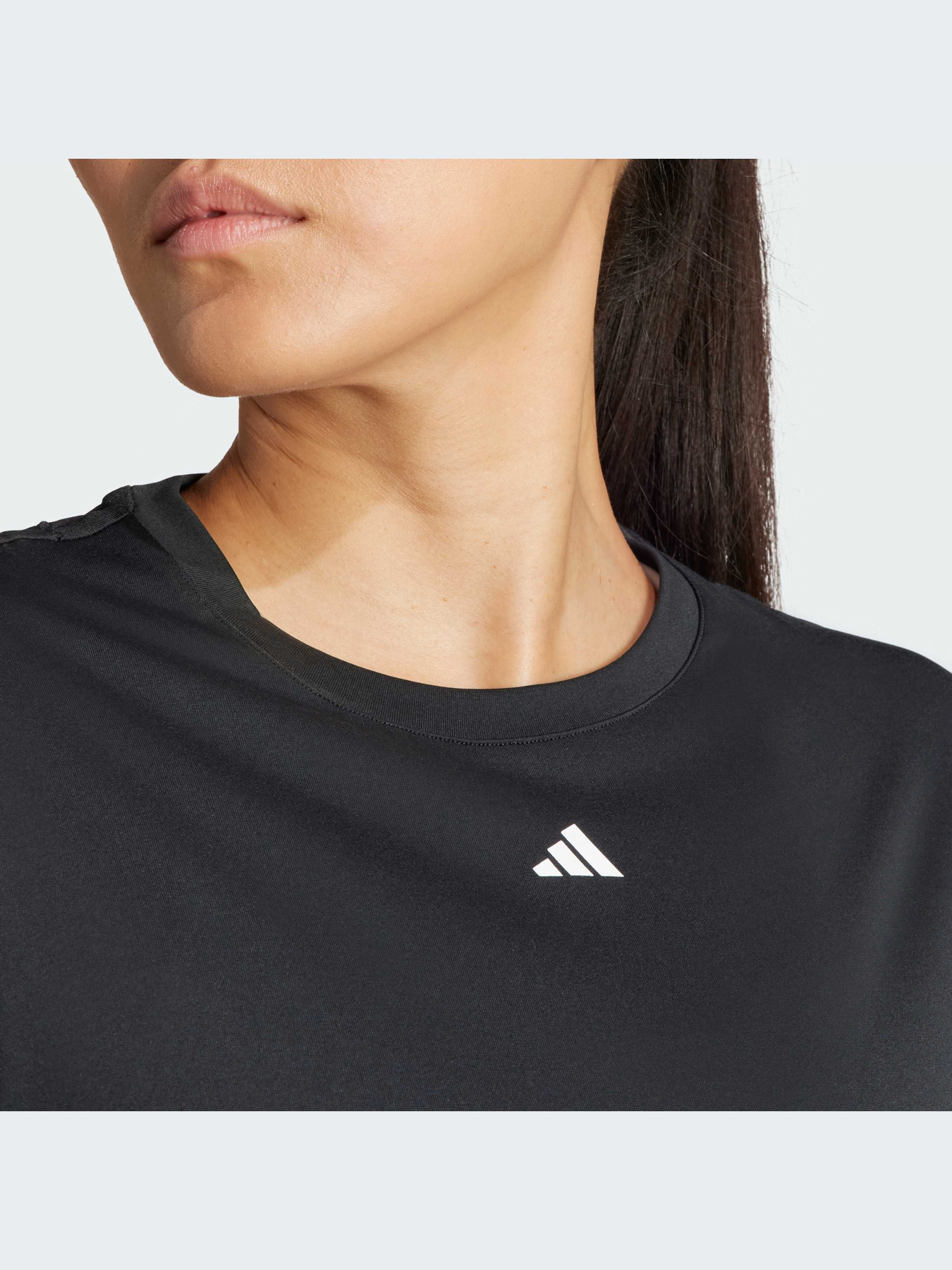 Спортивна футболка Adidas модель IQ2654 Спортивна футболка Adidas модель IQ2654 Фото