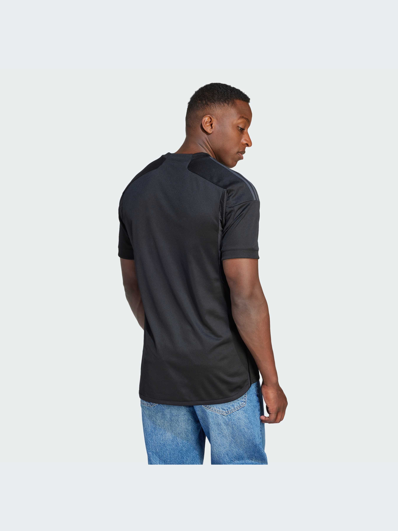 Футболки и поло Adidas модель IN9846 Фото