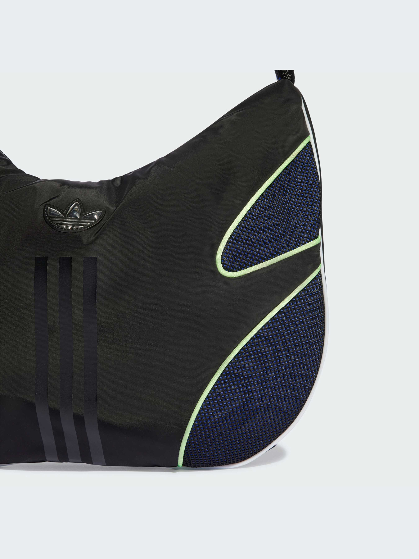 Хобо Adidas модель IT7385 Хобо Adidas модель IT7385 Фото