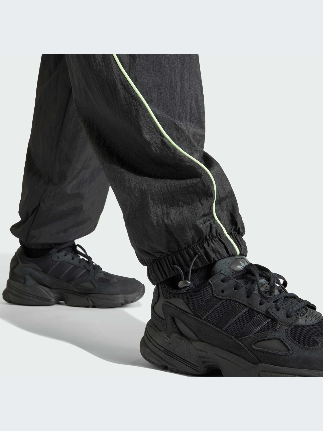 Джоггеры Adidas модель IT9698 Фото