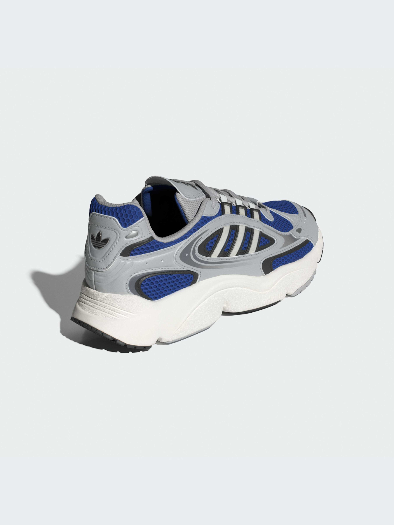 Кросівки повсякденні Adidas Ozweego модель IF3446 Фото