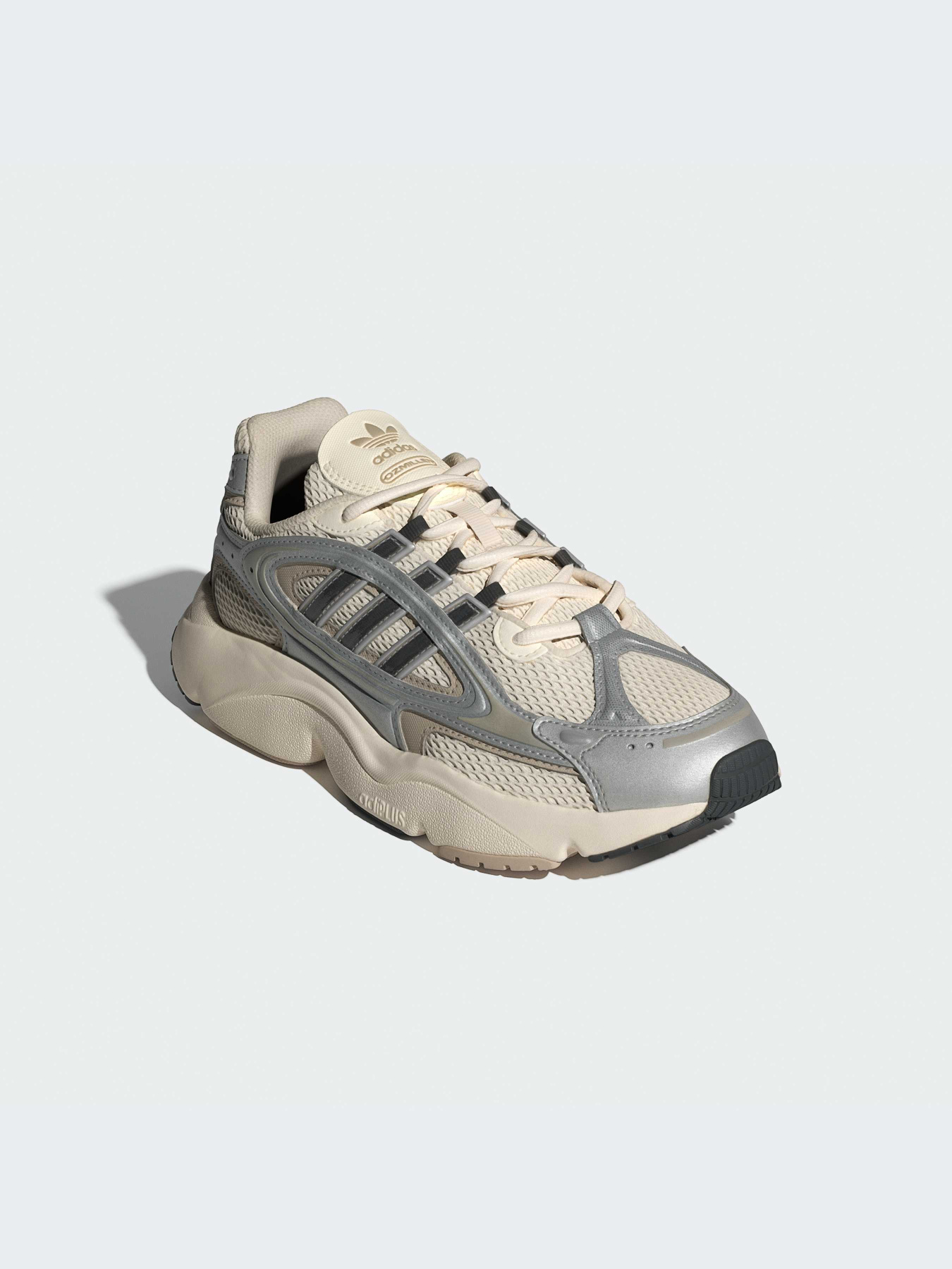 Кроссовки повседневные Adidas Ozweego модель IE5841 Фото