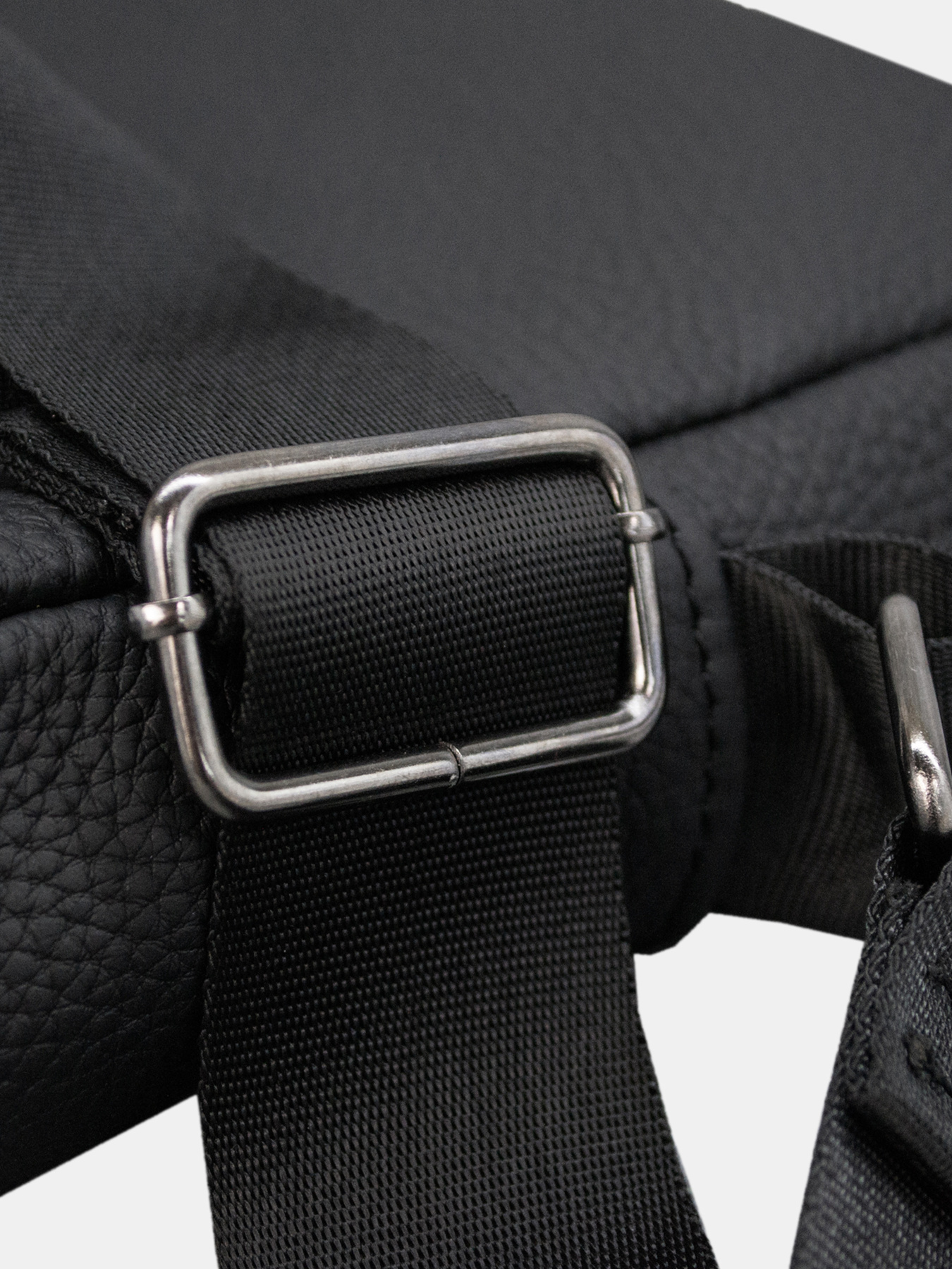 Мессенджер Famk модель 8001 Фото