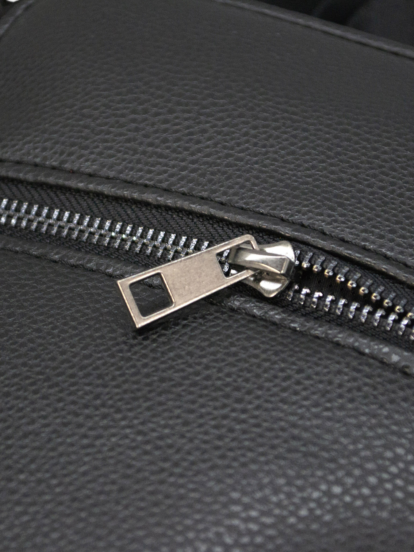 Мессенджер Famk модель 8011 Фото