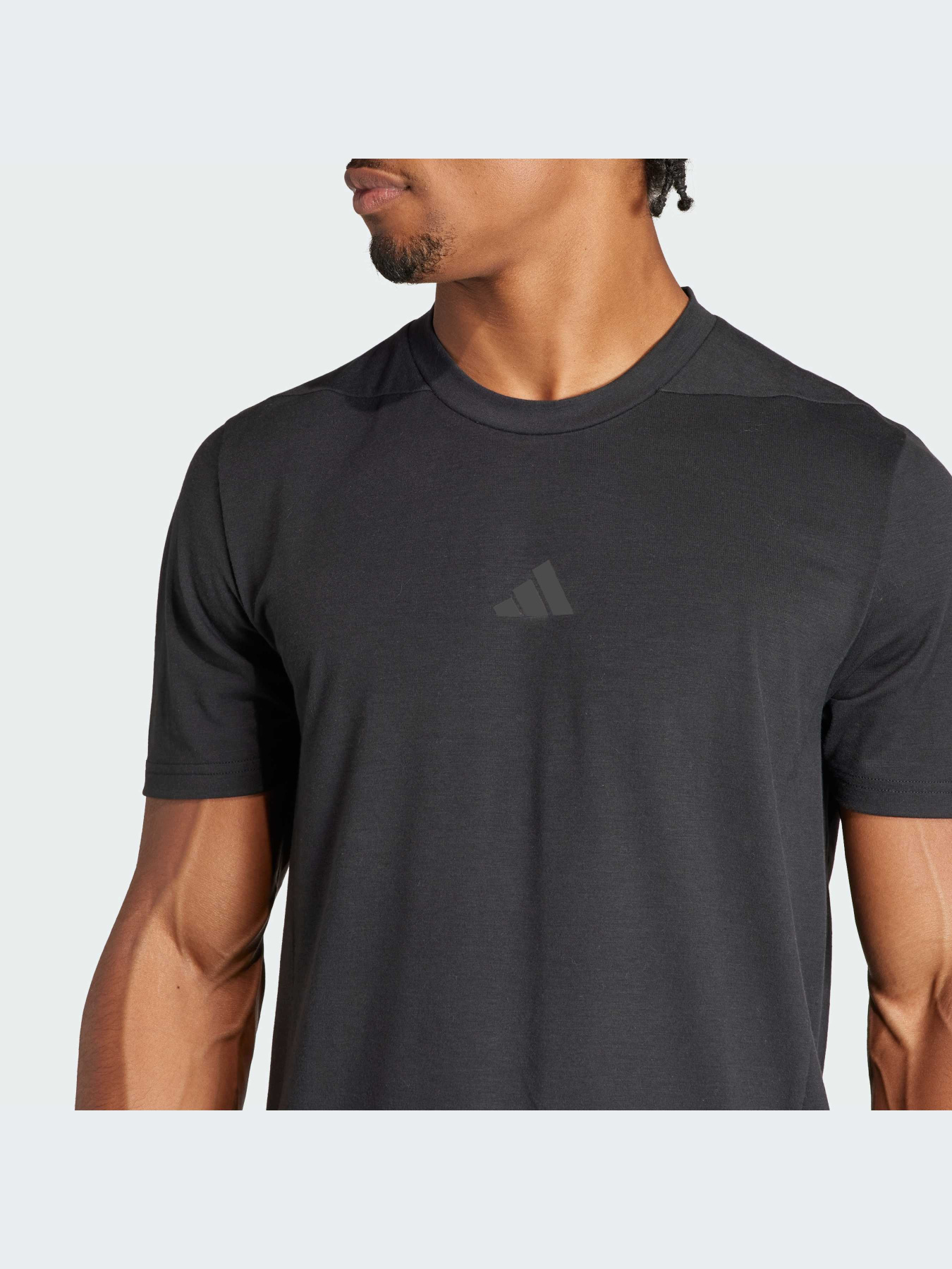 Спортивна футболка Adidas Clima модель IK9725 Фото