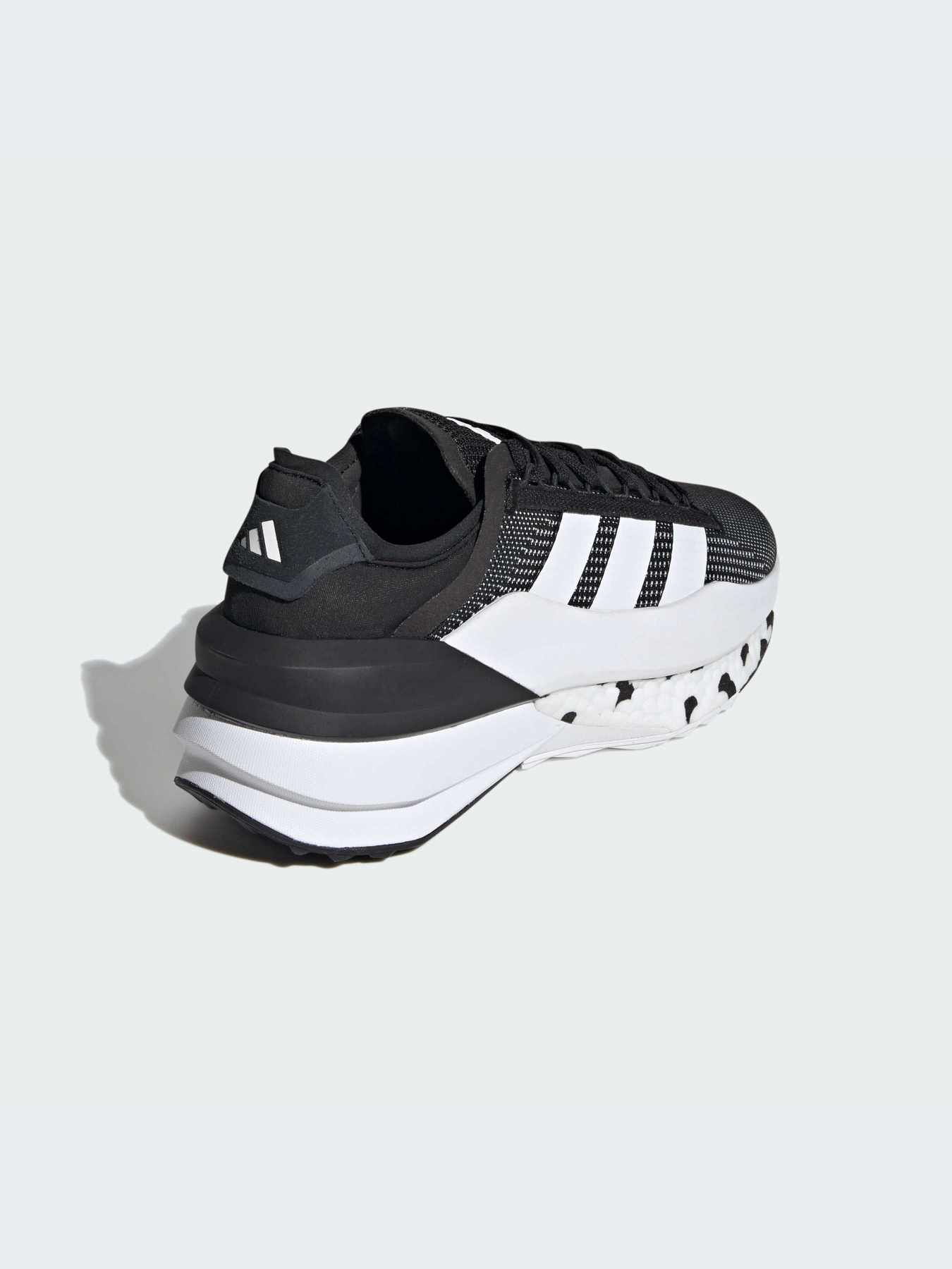 Кроссовки Adidas AVRYN модель IE8459-KZ Фото