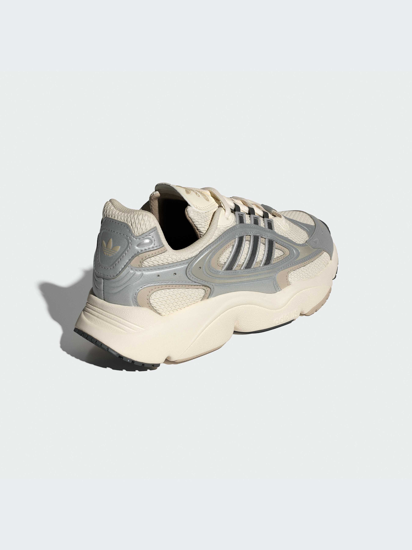 Кроссовки Adidas Ozweego модель IE5841-KZ Фото