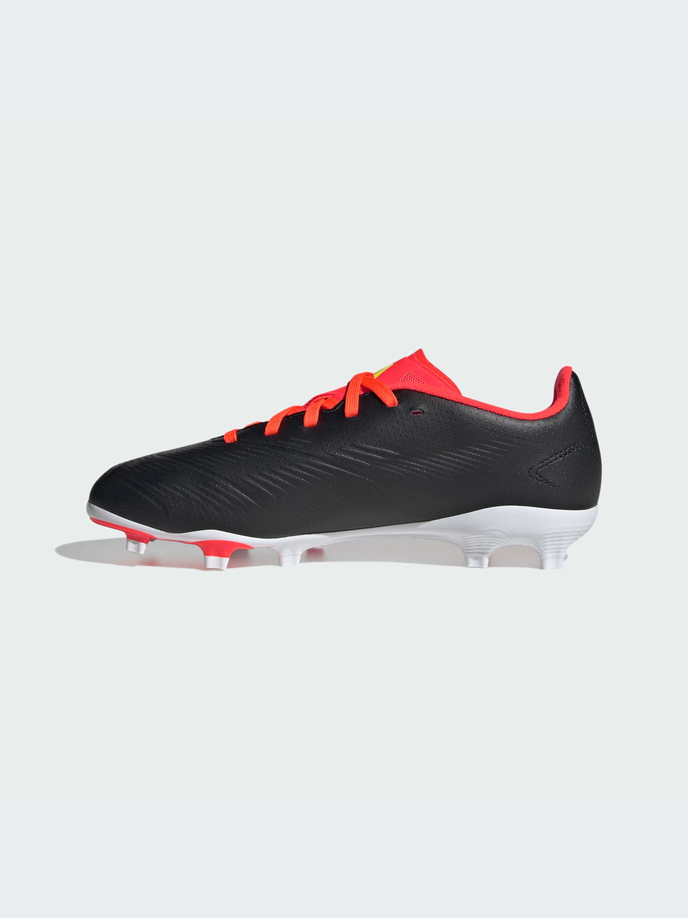 Кроссовки Adidas Predator модель IG7748-KZ Фото