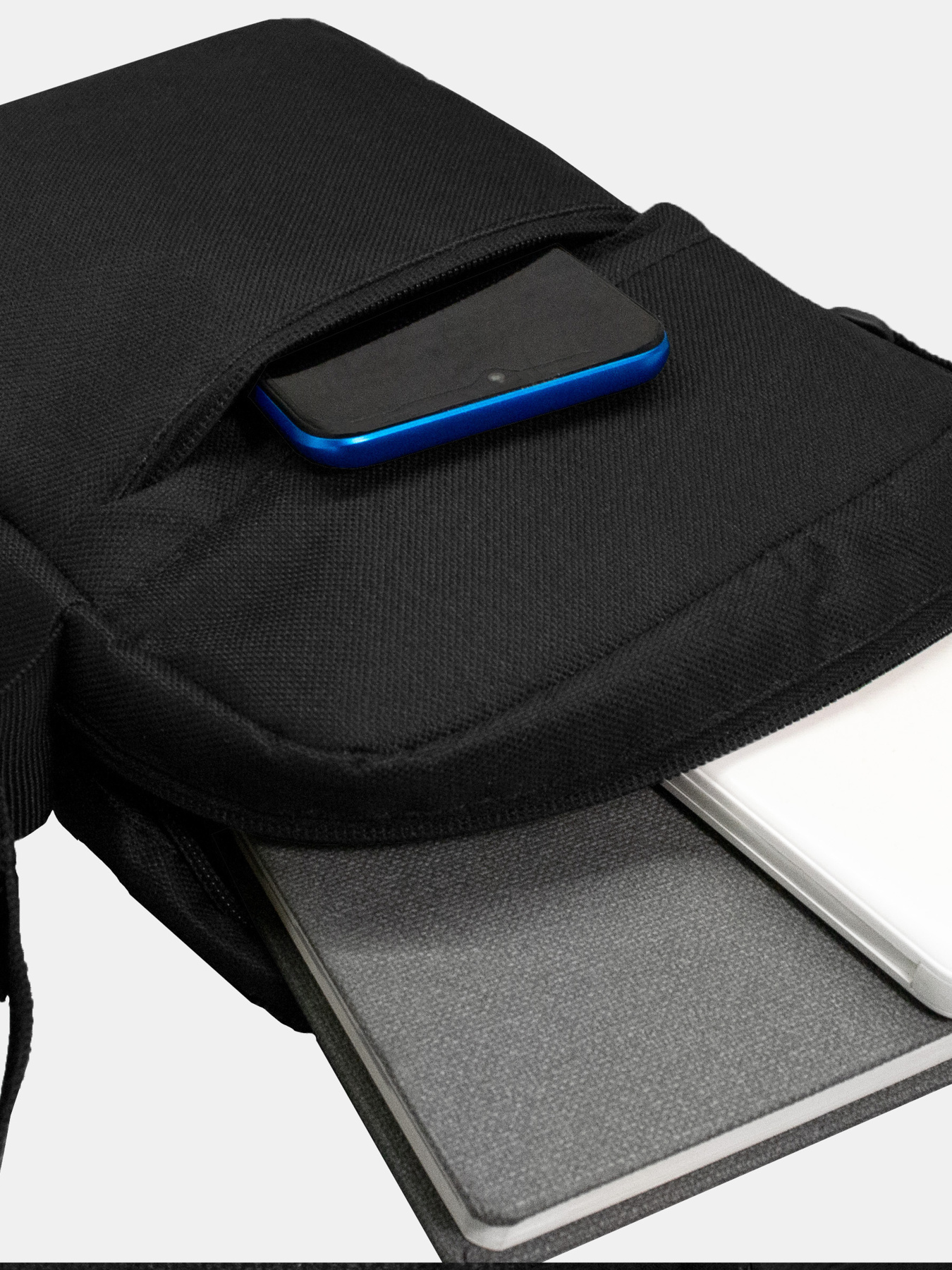 Мессенджер Famk модель 1016 Фото