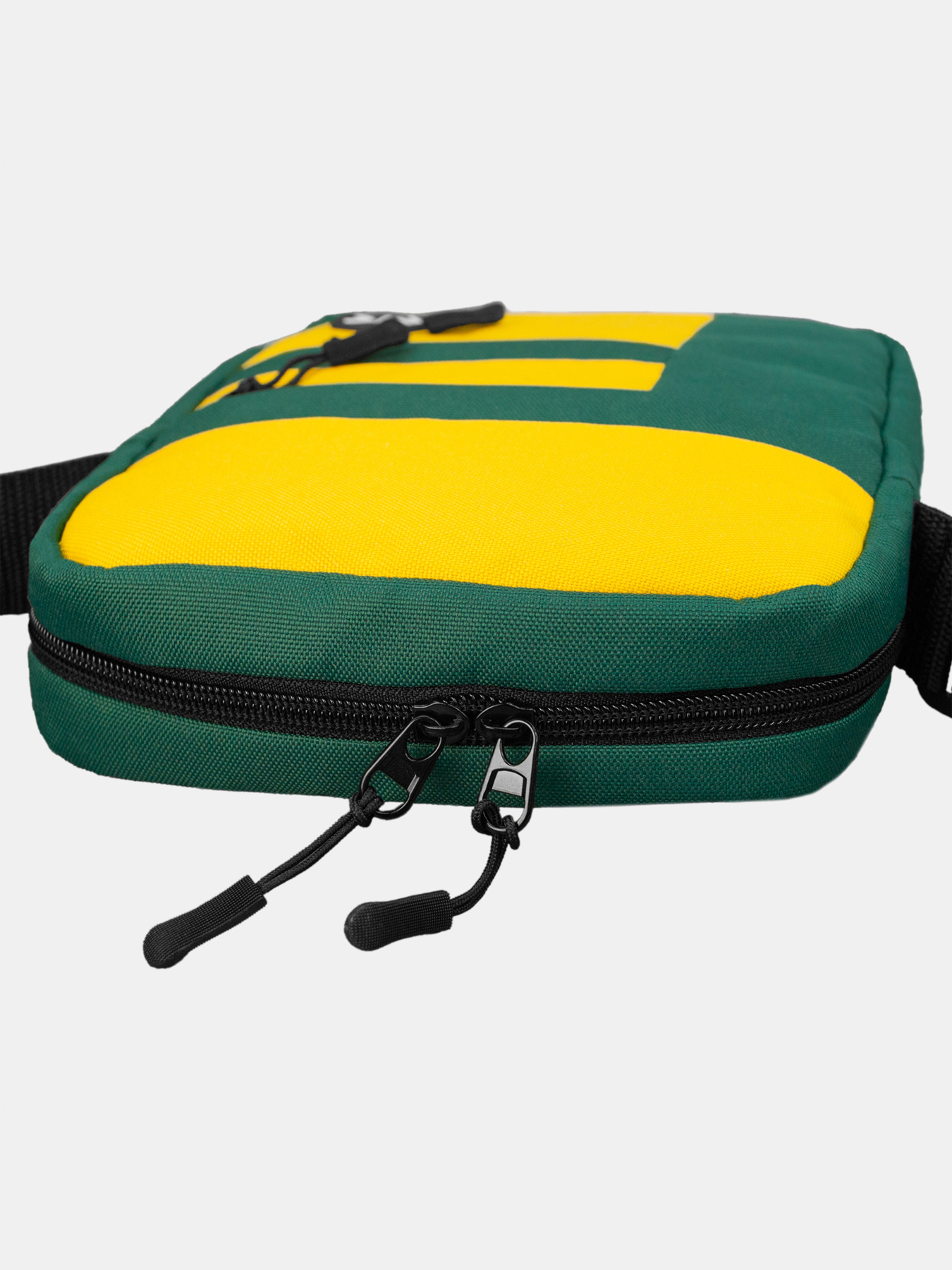 Мессенджер Famk модель 1052 Фото