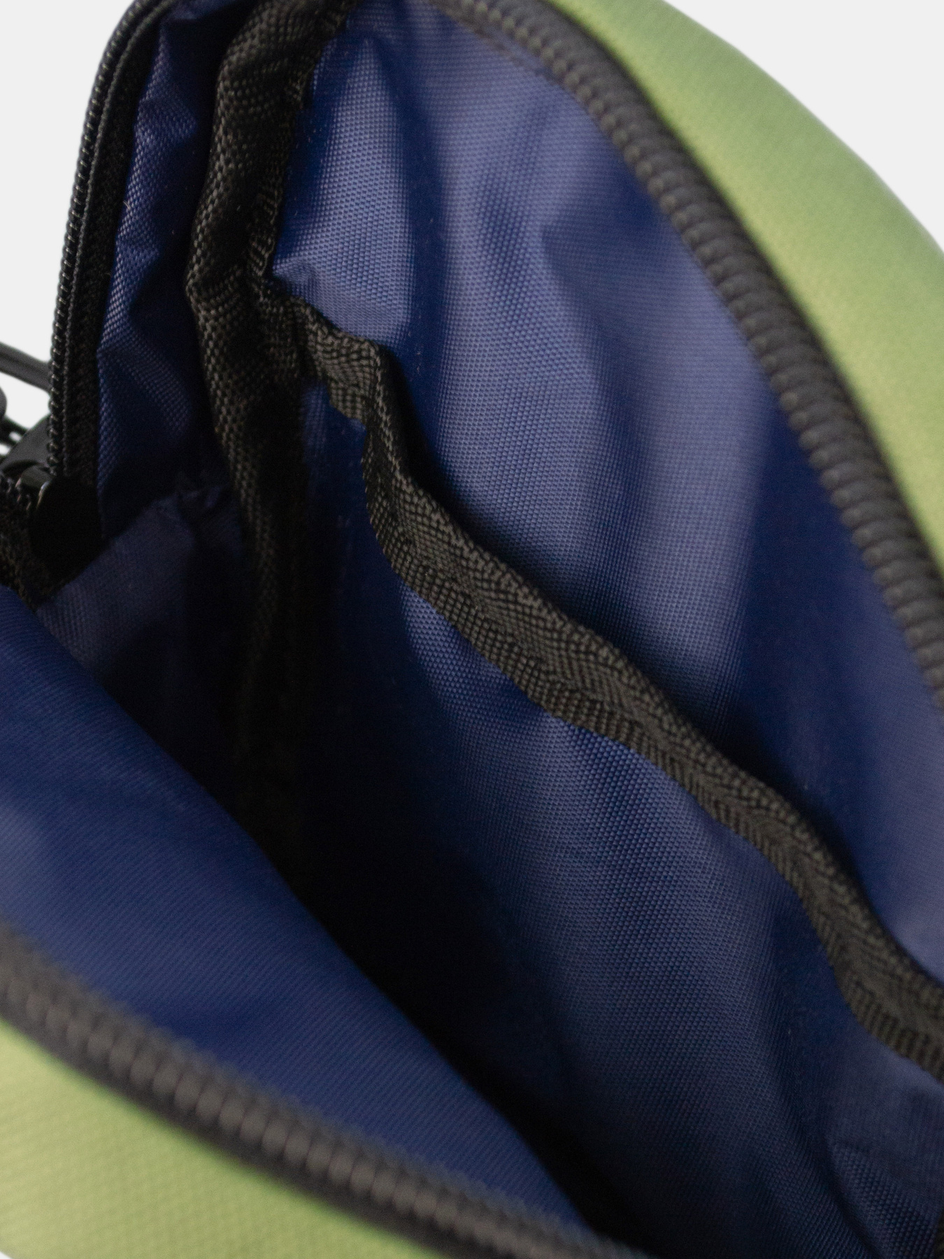 Мессенджер Famk модель 1054 Фото