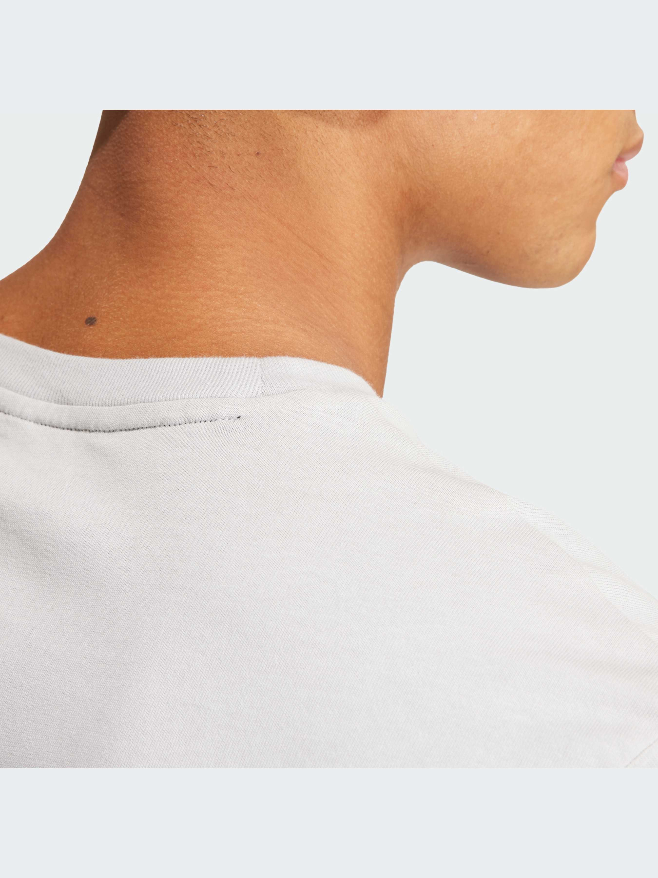 Футболка Adidas модель IR9175 Фото