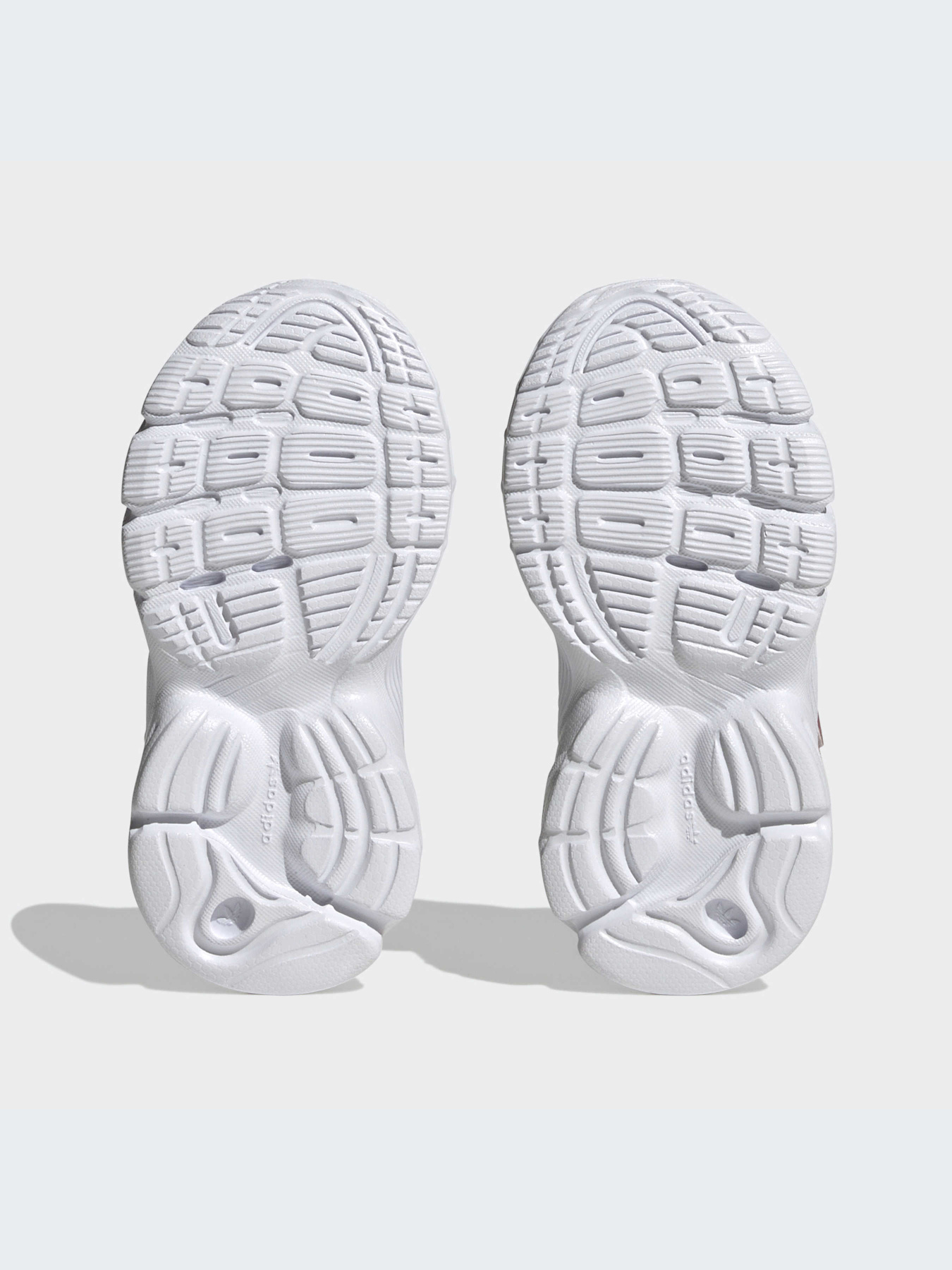 Кросівки повсякденні Adidas модель HQ1552 Кросівки повсякденні Adidas модель HQ1552 Фото