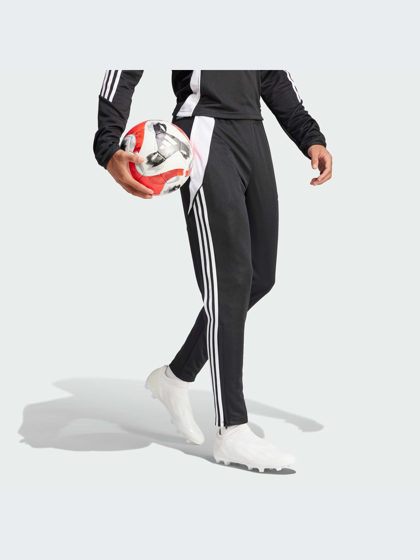 Штаны спортивные Adidas Tiro модель IP1953 Фото