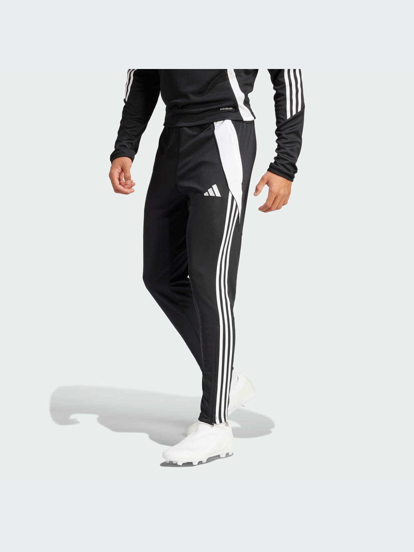Штаны спортивные Adidas Tiro модель IP1953 Фото