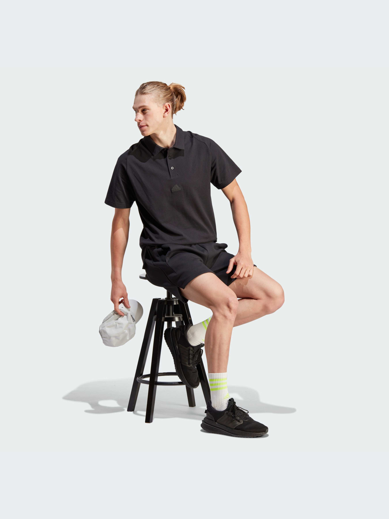 Повсякденні шорти Adidas ZNE модель IN5096 Повсякденні шорти Adidas ZNE модель IN5096 Фото