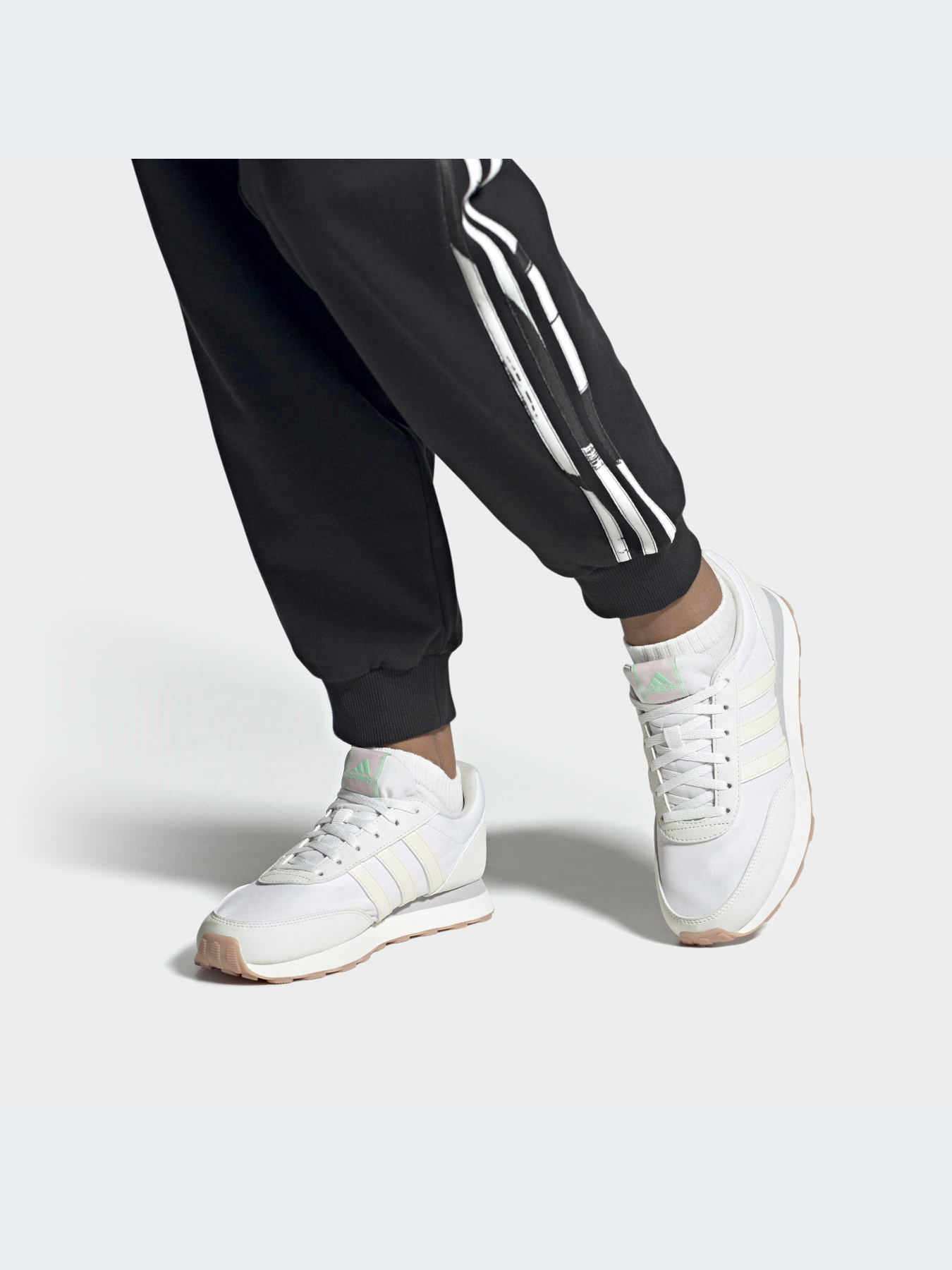 Кроссовки Adidas модель HP2252-KZ Фото