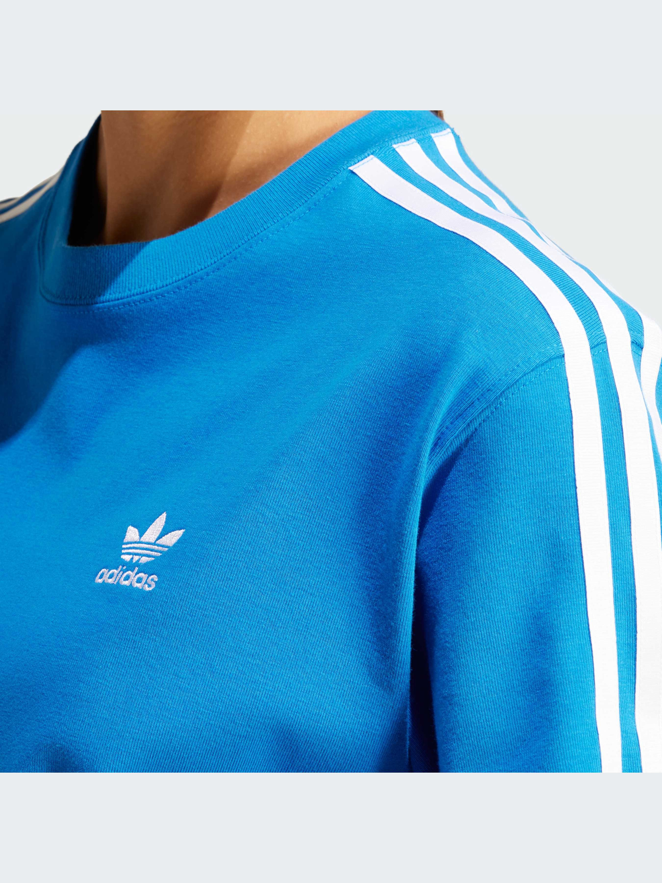 Футболки и поло Adidas Adicolor модель IR8049-KZ Футболки и поло Adidas Adicolor модель IR8049-KZ Фото