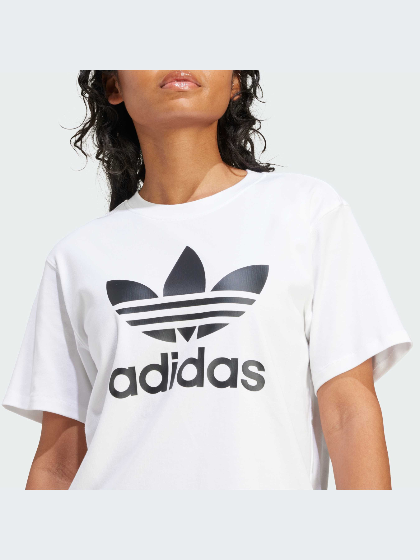 Футболки и поло Adidas Adicolor модель IR9534-KZ Футболки и поло Adidas Adicolor модель IR9534-KZ Фото