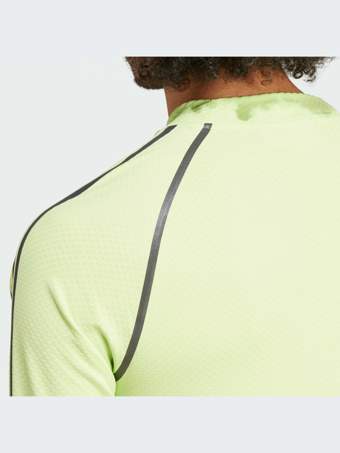 Лонгслив Adidas модель IS2803 Лонгслив Adidas модель IS2803 Фото