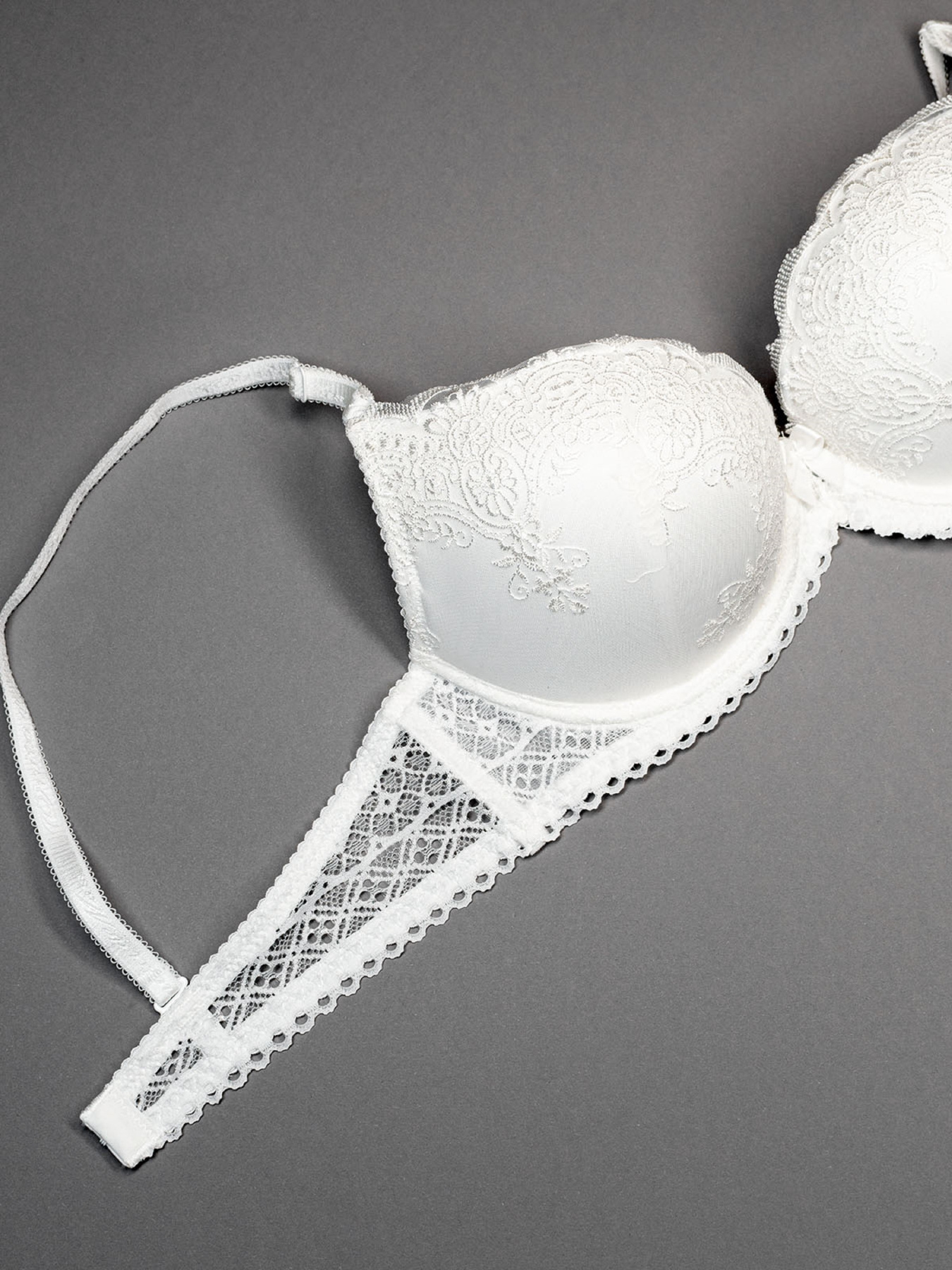 Бюстгальтер ISSA Plus модель BL3-50_белый Фото