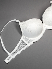 Бюстгальтер ISSA Plus модель BL3-50_белый Фото