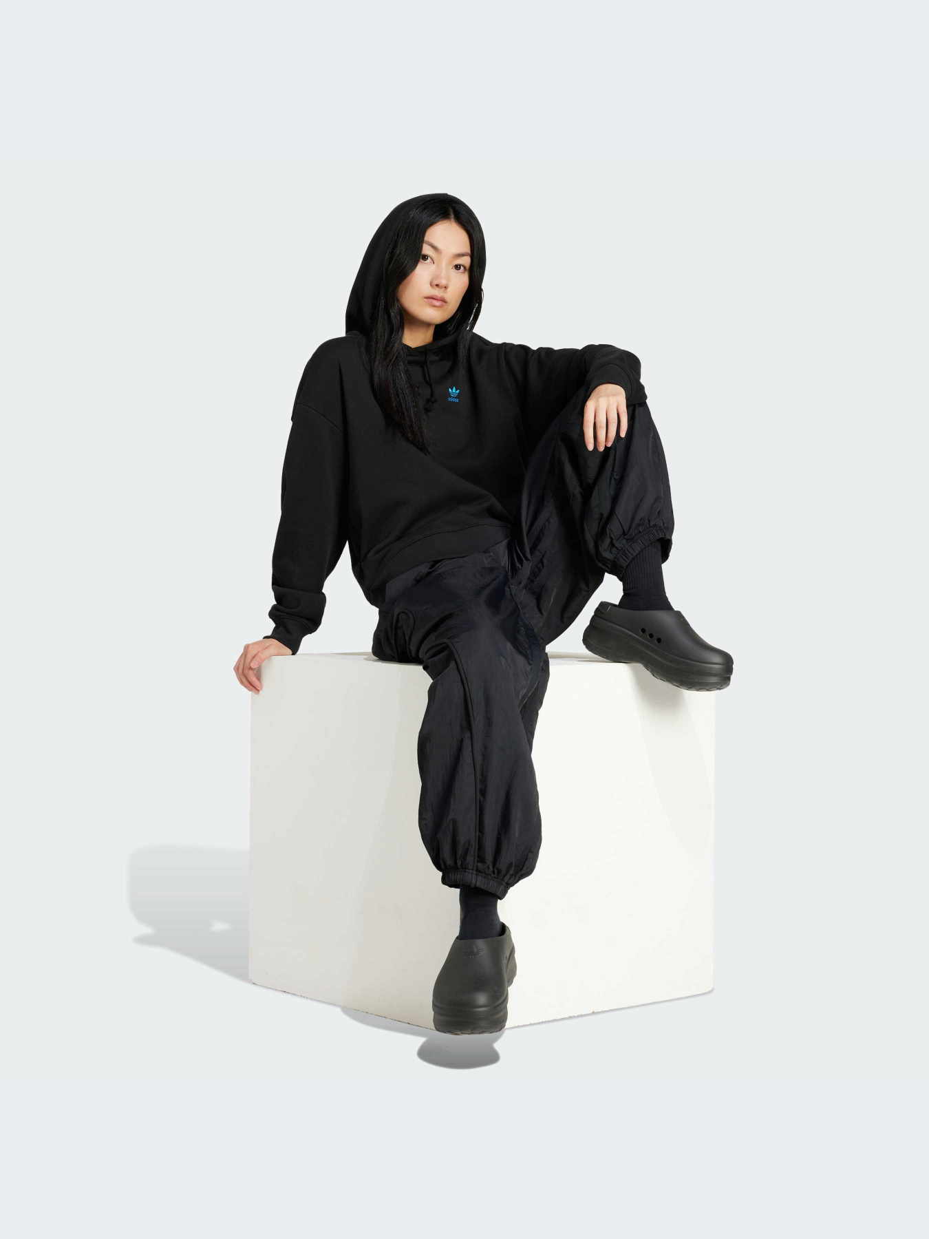 Худі Adidas модель IU2458 Фото