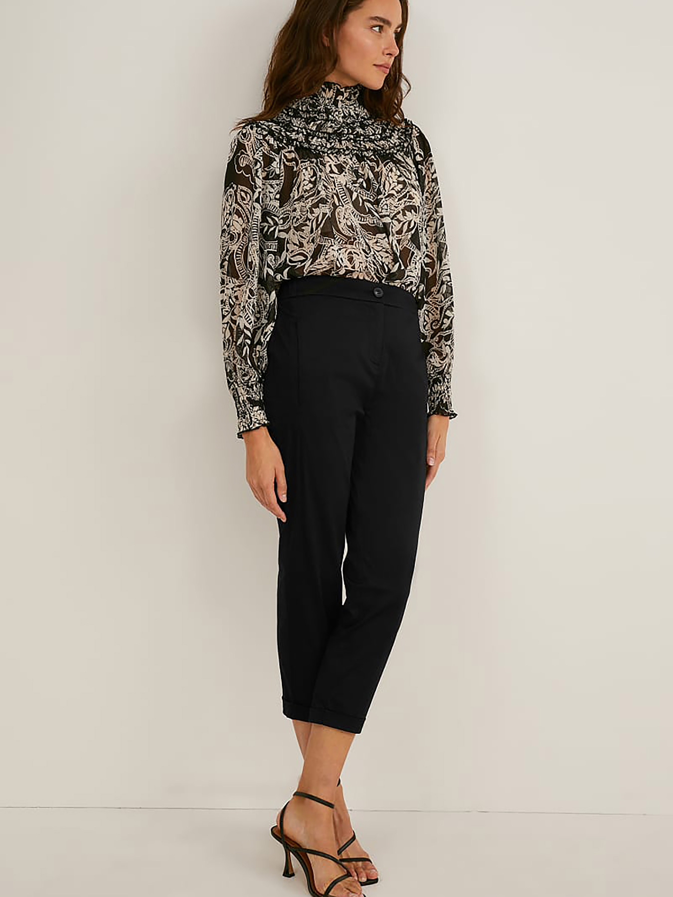 Брюки классические C&A модель 71768 Фото