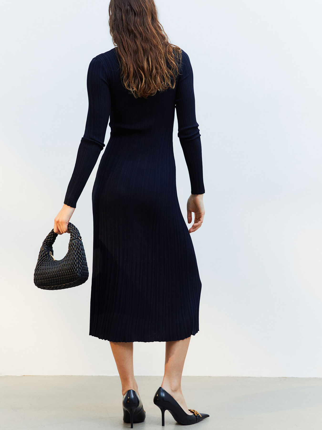 Платье миди H&M модель 71691 Платье миди H&M модель 71691 Фото