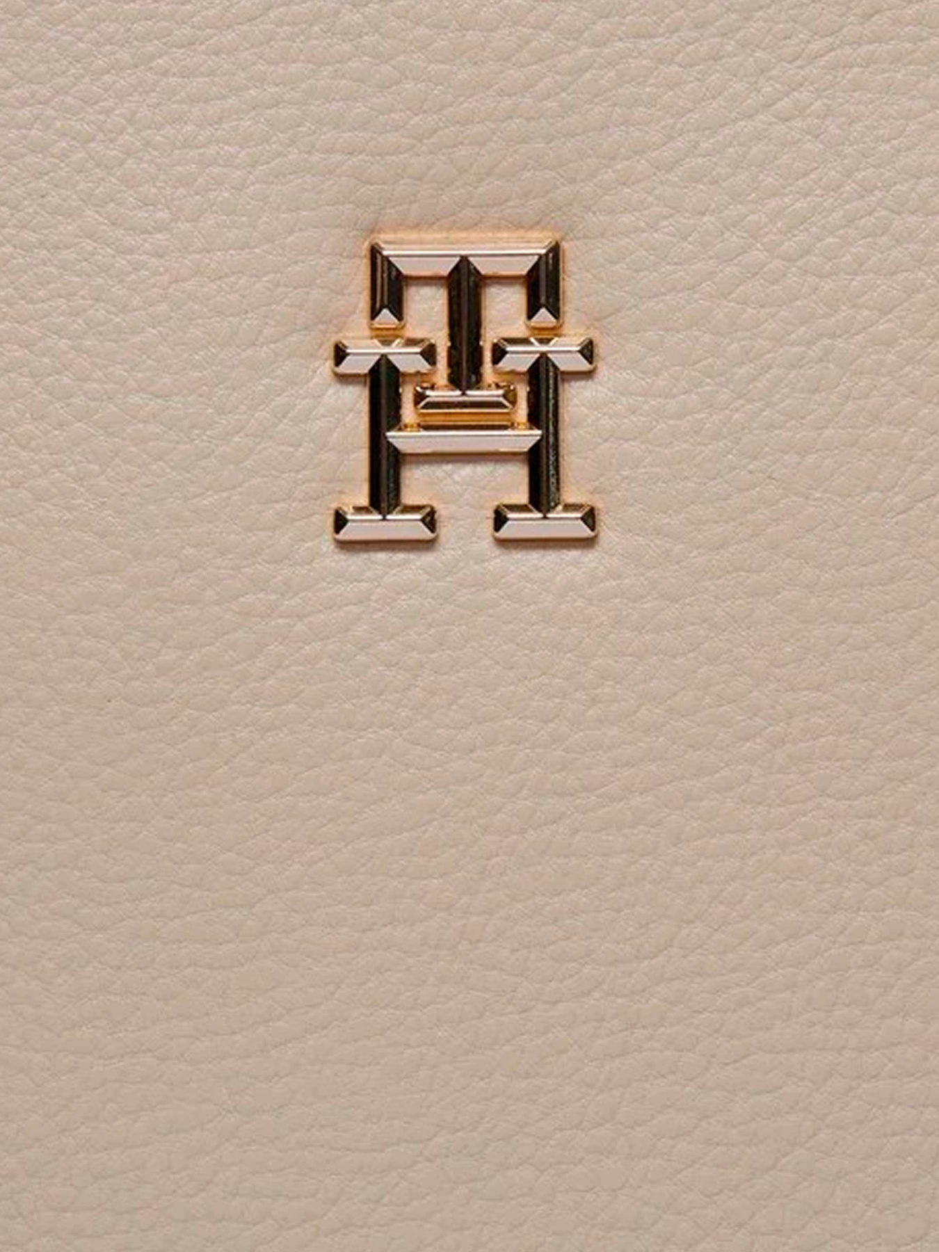 Сумки Tommy Hilfiger модель AW0AW15721-AES Фото