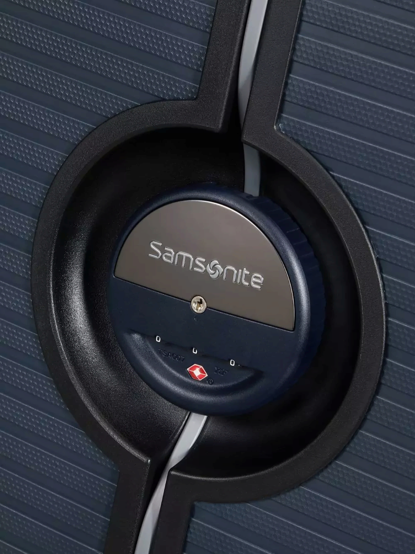 Чемодан Samsonite модель KE9*11001 Фото