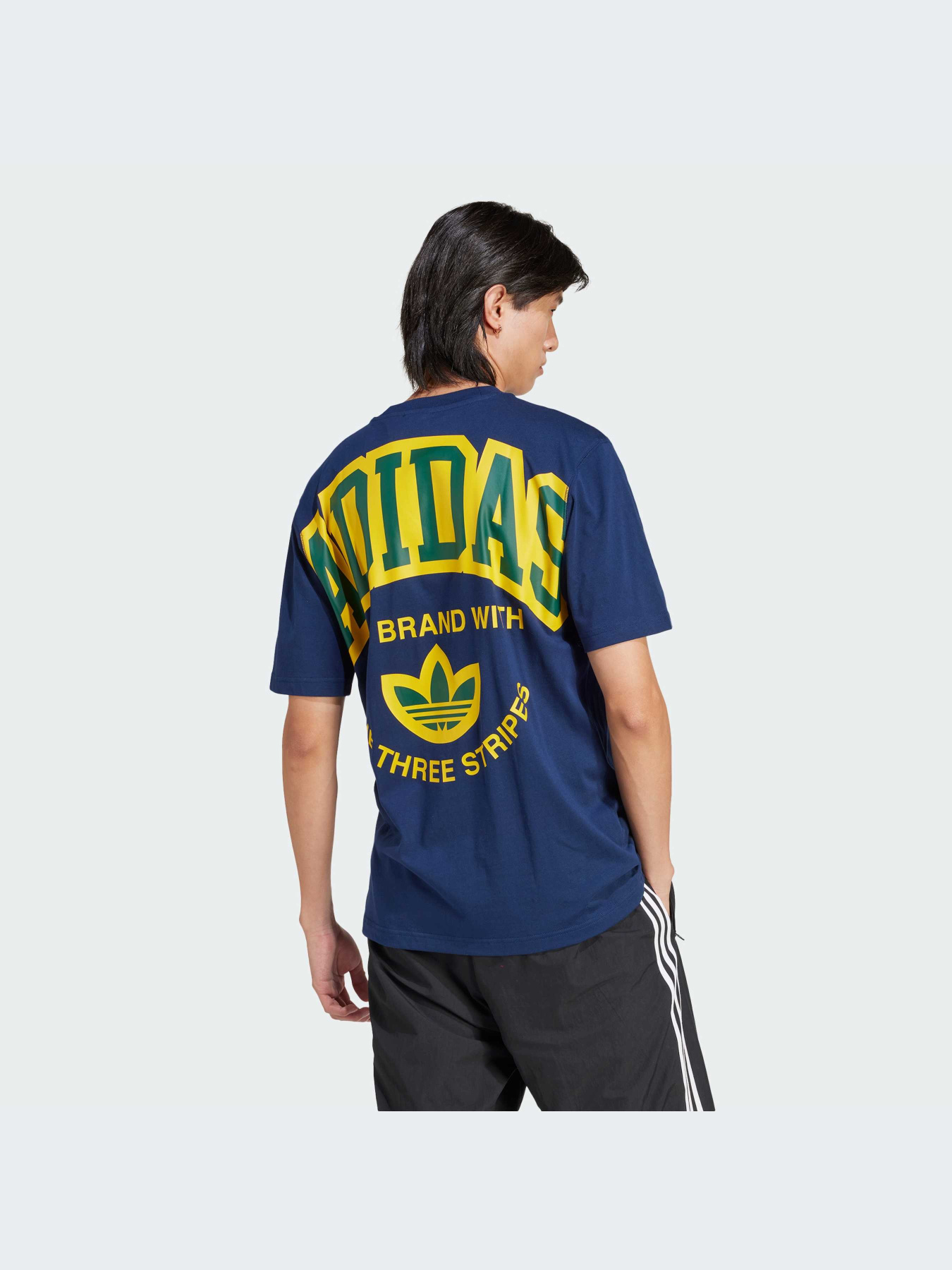 Футболка Adidas Graphics модель IS0184 Фото