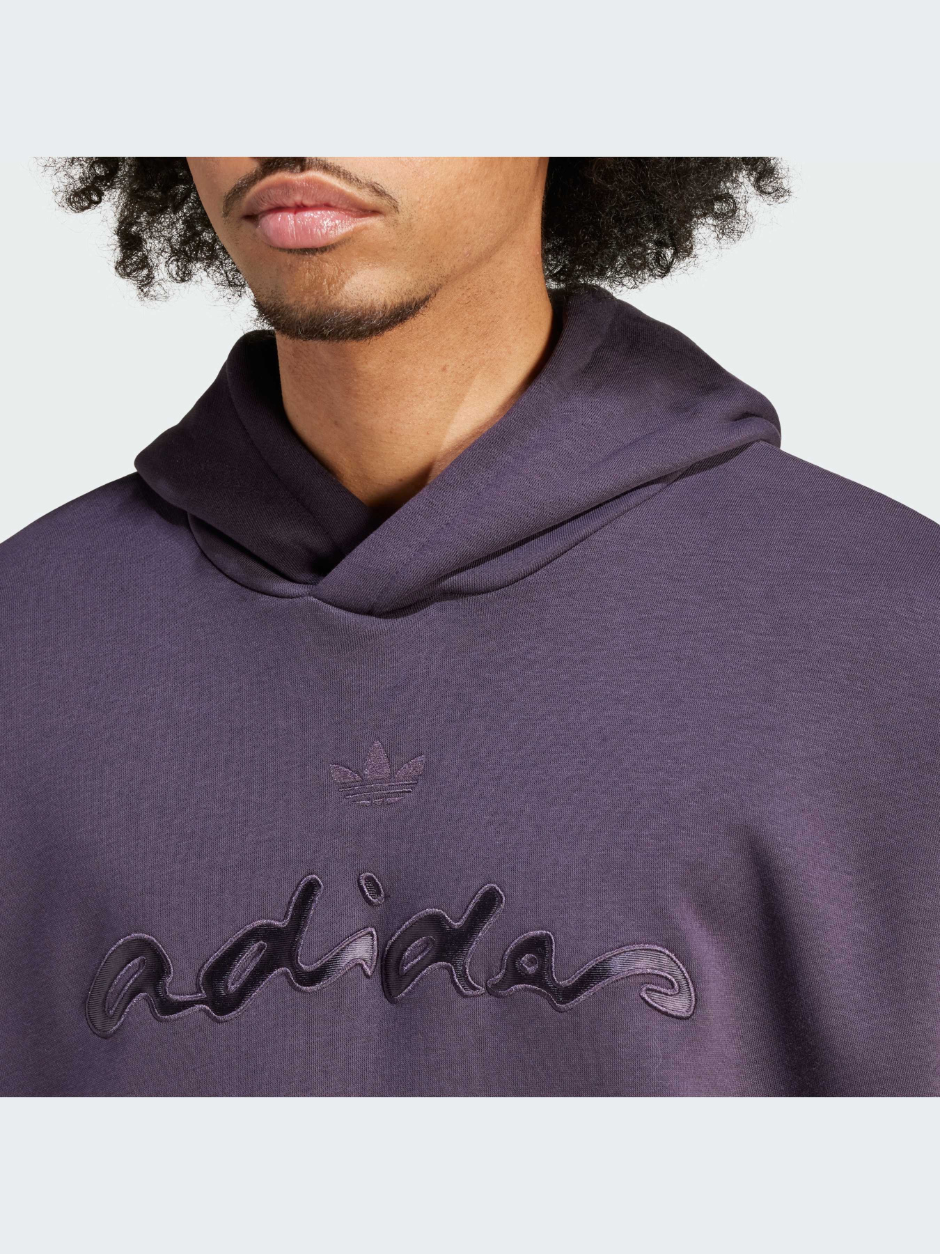 Худи и свитшоты Adidas Graphics модель IT7501 Фото