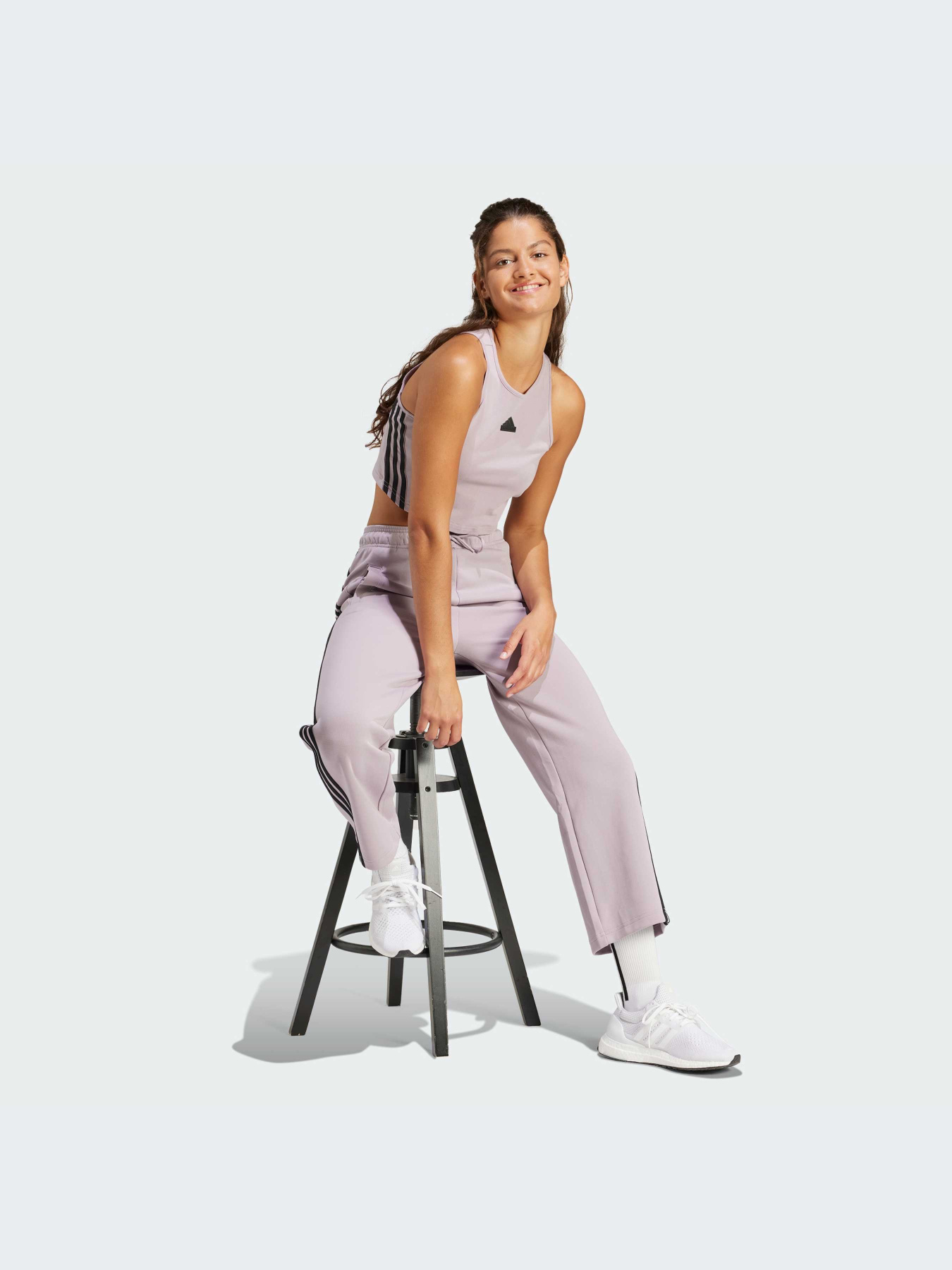 Топ Adidas 3 Stripes модель IS3636 Фото