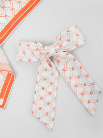 Заколка молочний шовковий бант Gepur модель 46093 Фото