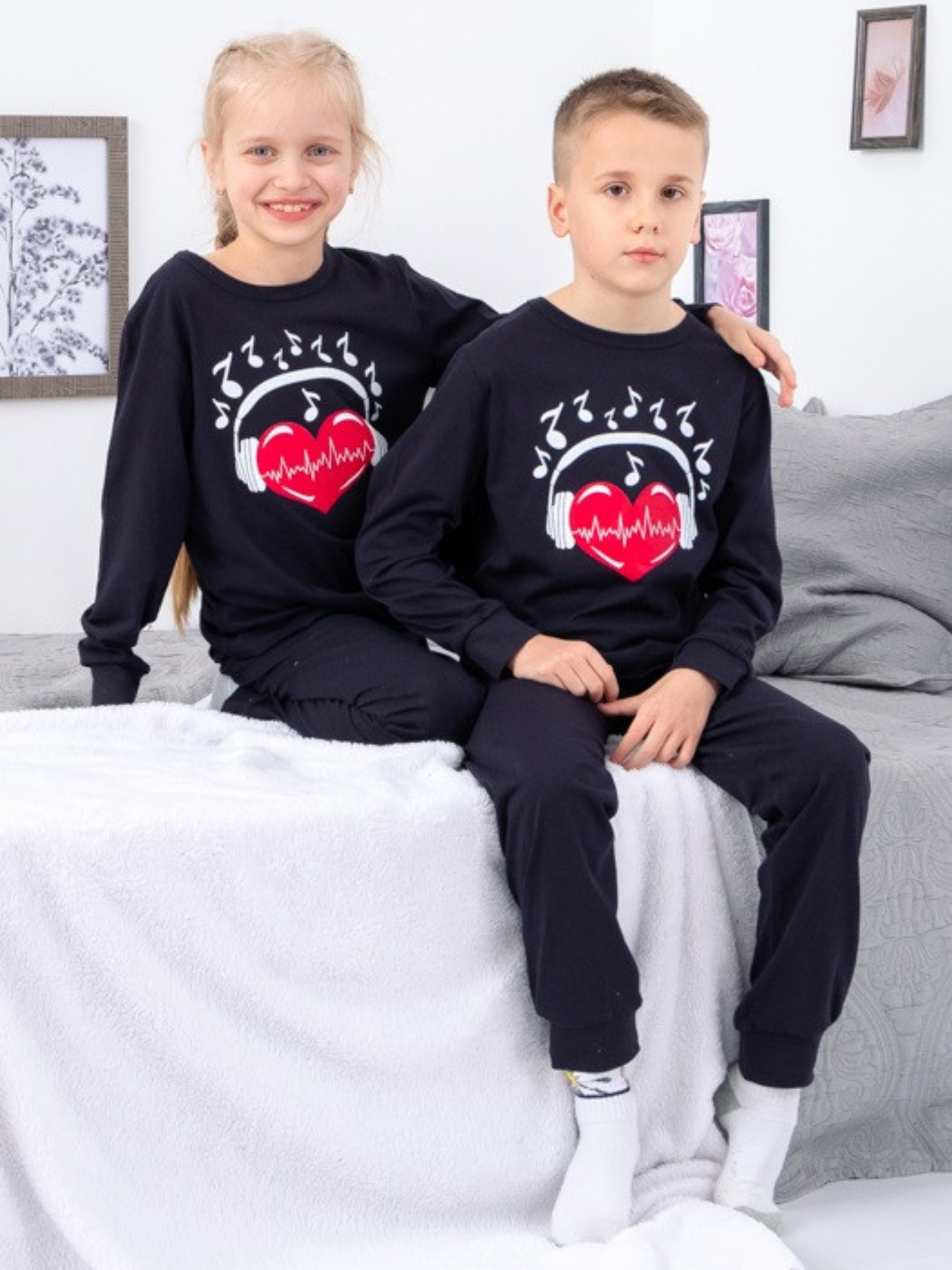 Пижама Носи своє модель 6076-l-serdechka-chornilxno-sinj Фото