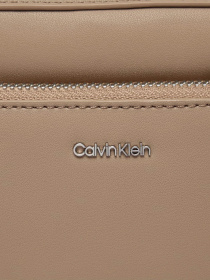 Сумки Calvin Klein модель K60K608410-PFA Фото