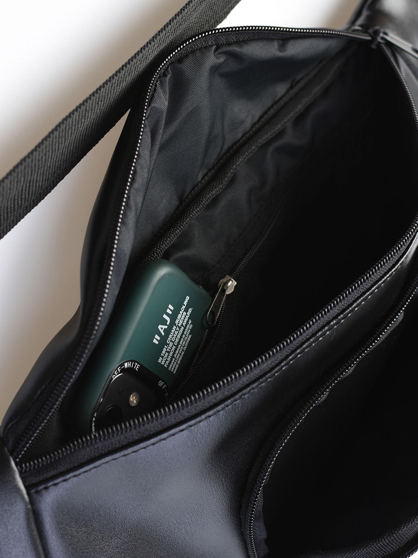 Поясная сумка Without модель 8015640 Фото