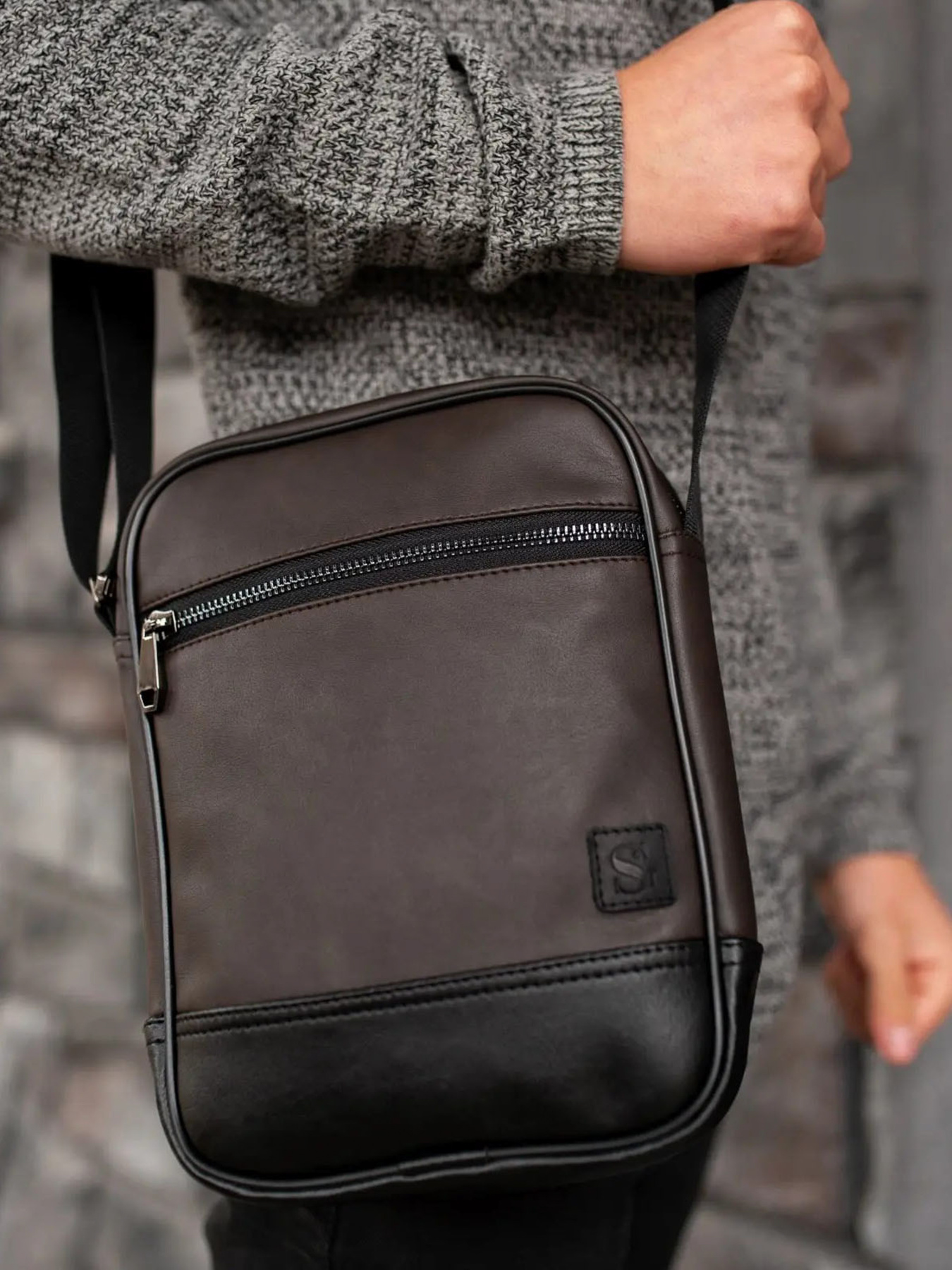 Мессенджер Without модель 8015532 Фото