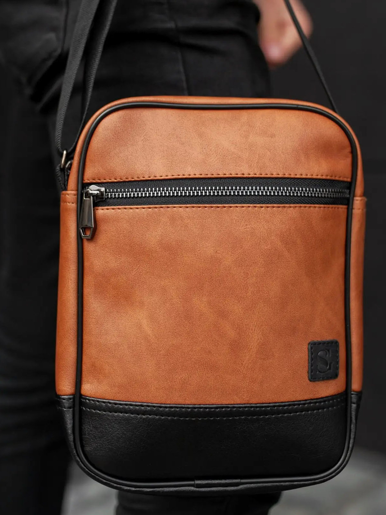 Мессенджер Without модель 8015533 Фото