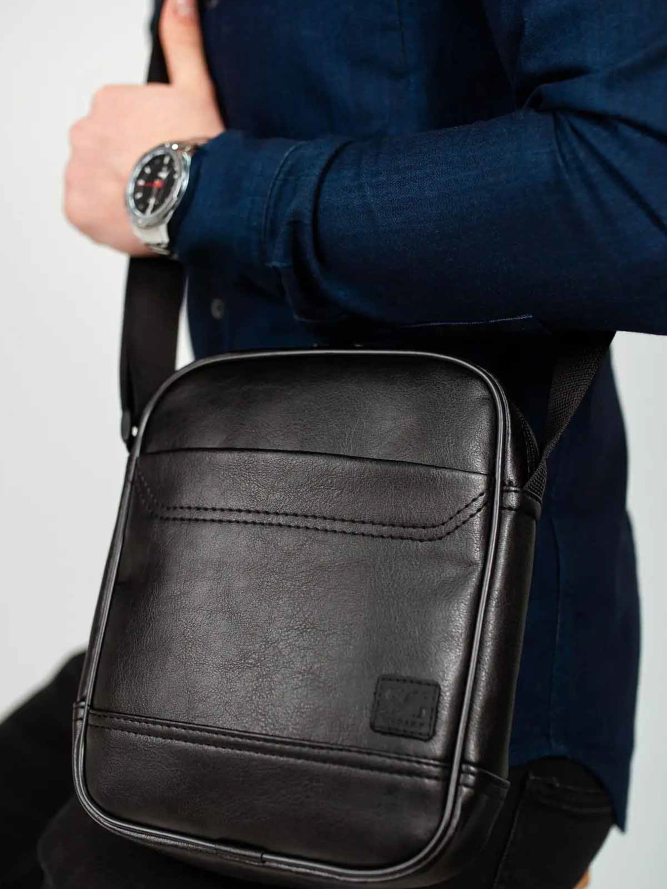 Мессенджер Without модель 8015543 Фото