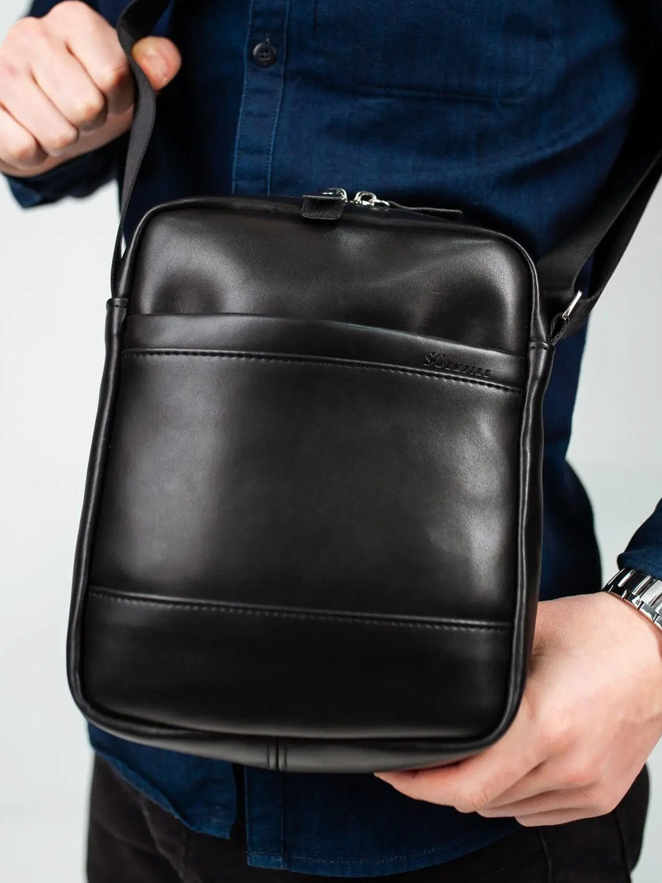 Мессенджер Without модель 8015587 Фото