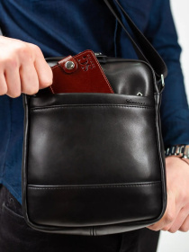 Мессенджер Without модель 8015587 Фото