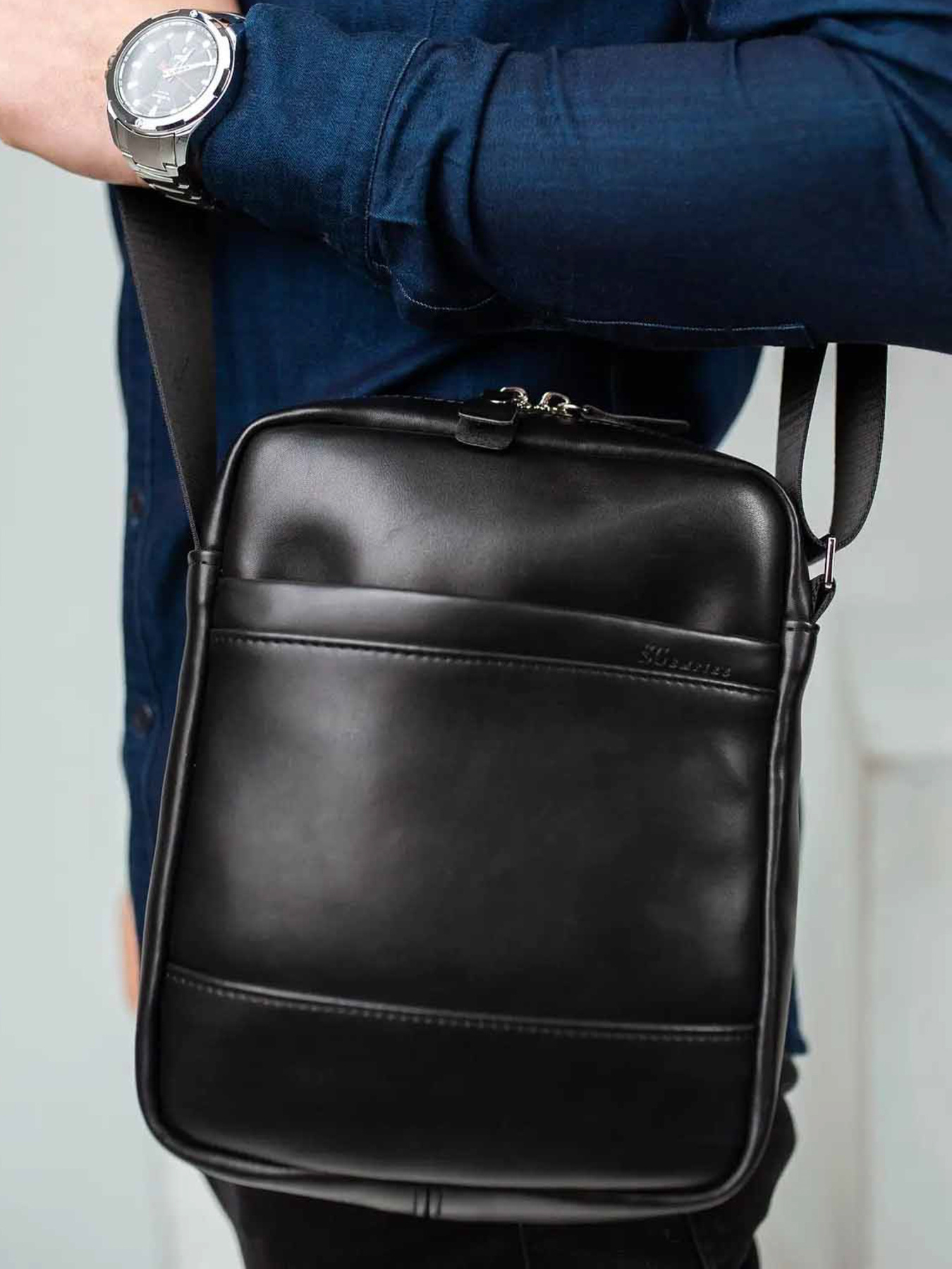 Мессенджер Without модель 8015587 Фото