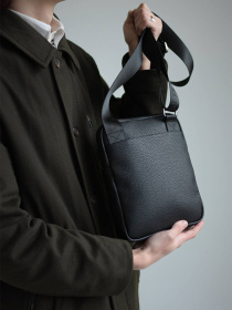 Мессенджер Without модель 8015633 Фото