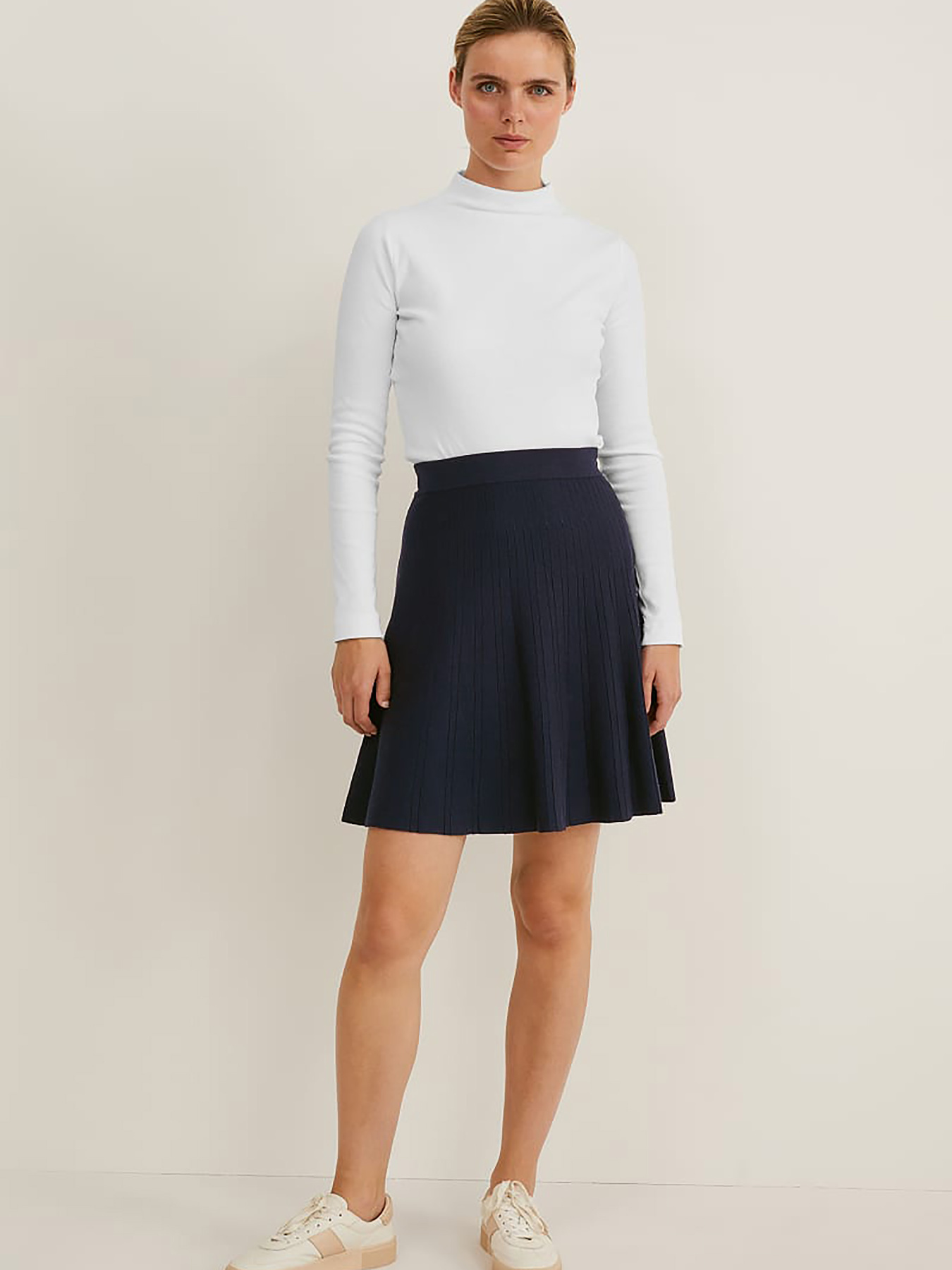 Юбка мини C&A модель 71781 Фото