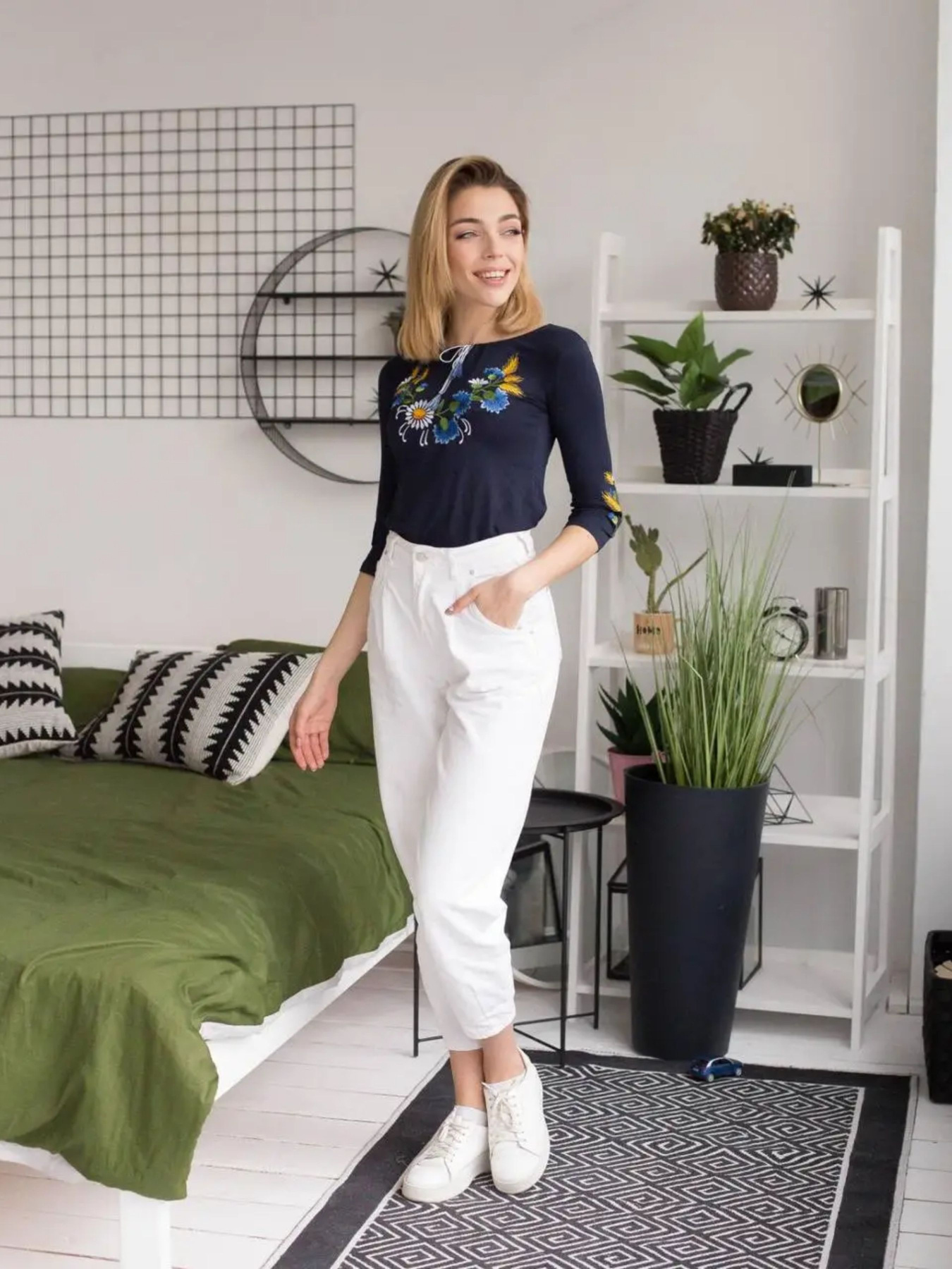 Вышитая рубашка Melanika модель 1527950098 Фото